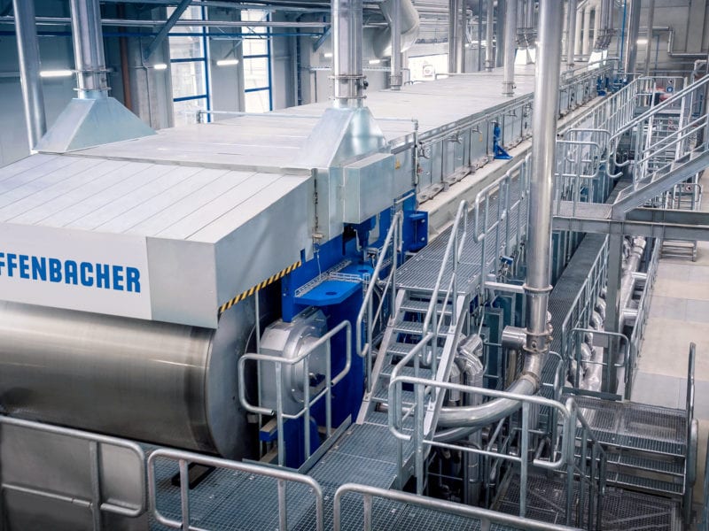 Dieffenbacher press machine which Metahchain chain oils are used on